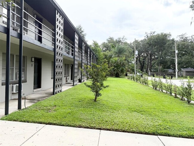 Photo - 639 Ramona Ln Unit 8