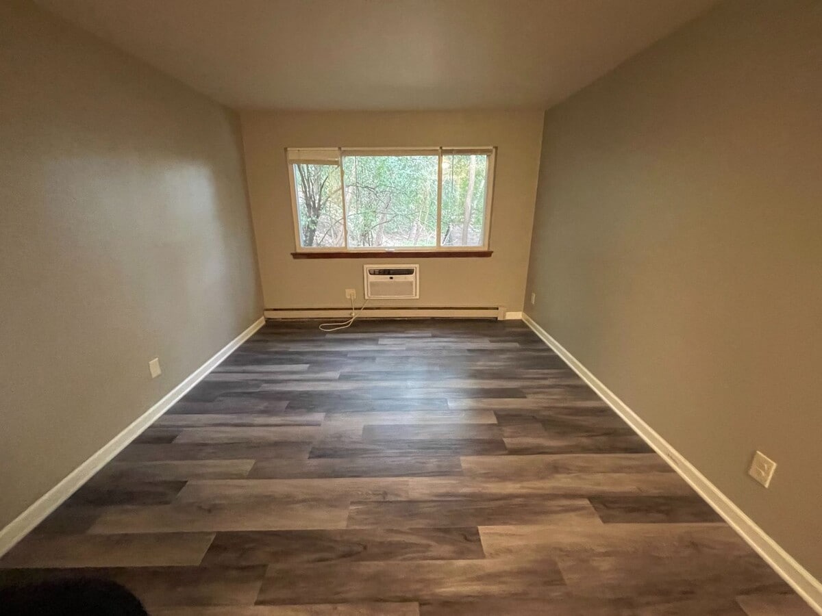 700 E North St. (10 Unit) - 700 E North St. (10 Unit) Apartamentos