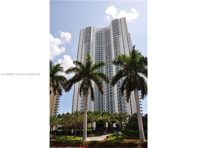 Building Photo - 2711 S Ocean Dr Unit 3102 Rental