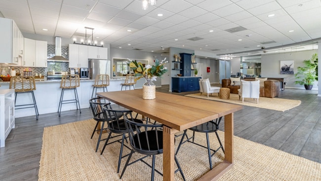 Kirkwood Station Plaza Apartments