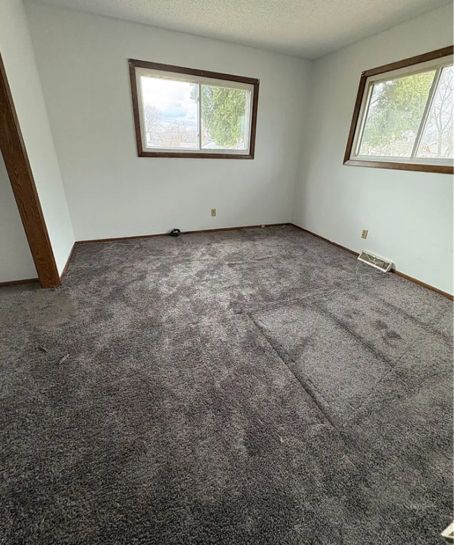 Photo - 2712-2714 Harvey Unit 2712