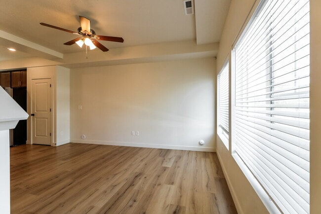 Photo - 141 E Polaris Dr