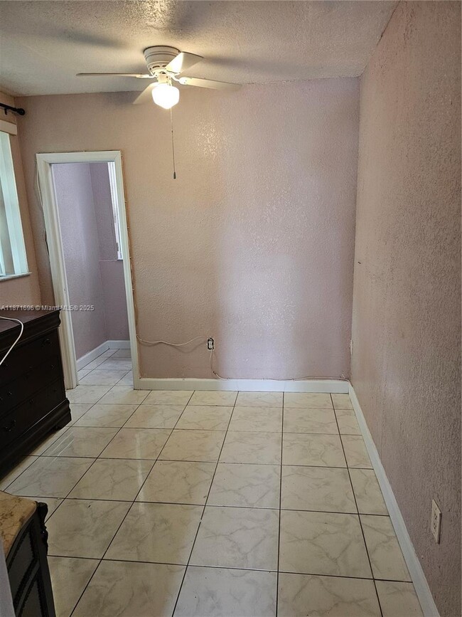 Photo - 3349 NW 32nd St