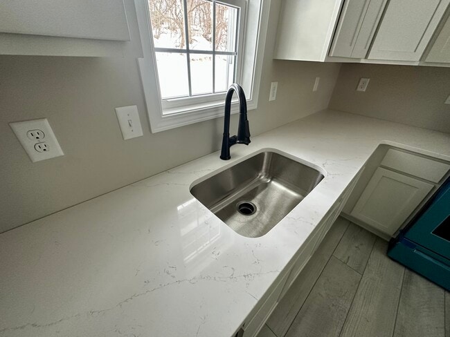 Photo - 1952 Koons Rd Unit 1956