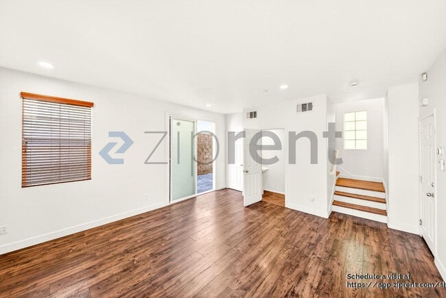 Photo - 10548 Wisteria Cir