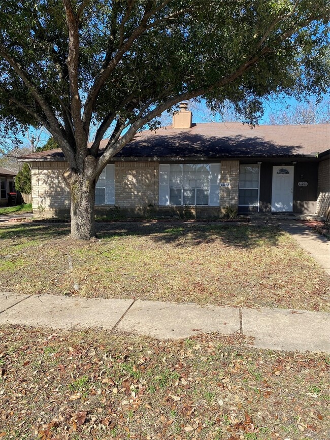 Building Photo - 19422 Lazy Valley Dr