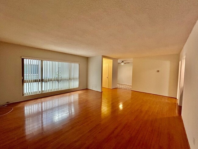 Photo - Fox Hills 2 Bd Condo
