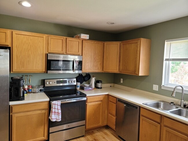 Photo - 5912 Kennedy Dr