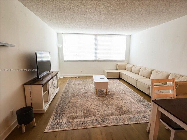 Photo - 9125 SW 77th Ave Unit 202
