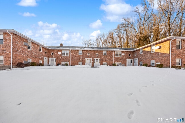 Building Photo - 63 Creamery Rd Unit 63