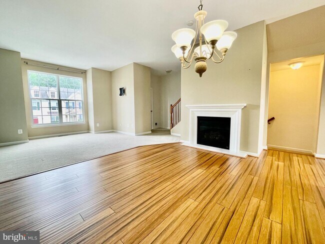 Photo - 121 Macon Dr