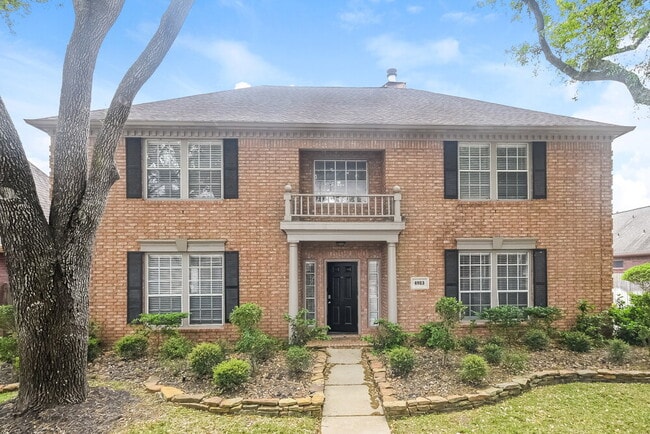 Building Photo - 4923 Laurel Hill Ct