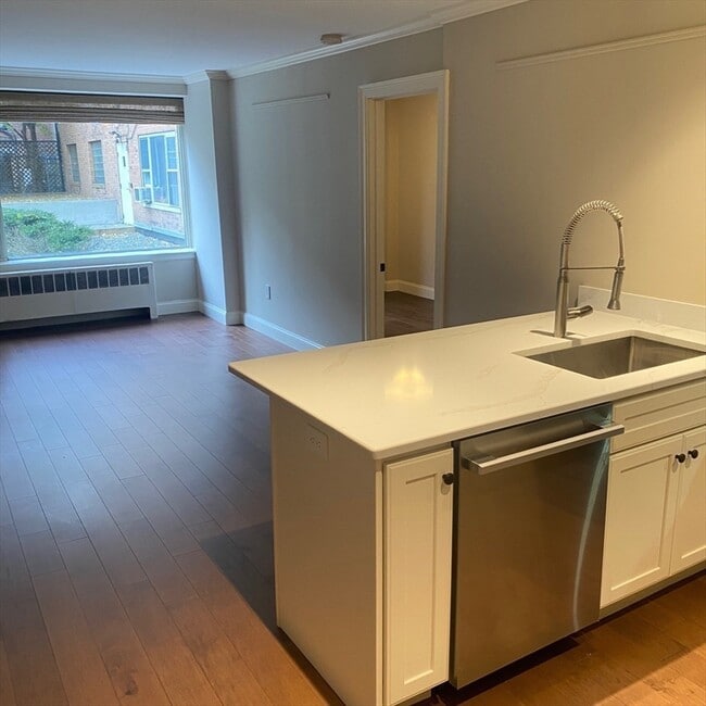 Photo - 145 Pinckney St Unidad 120