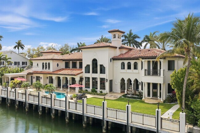 628 Coral Way
