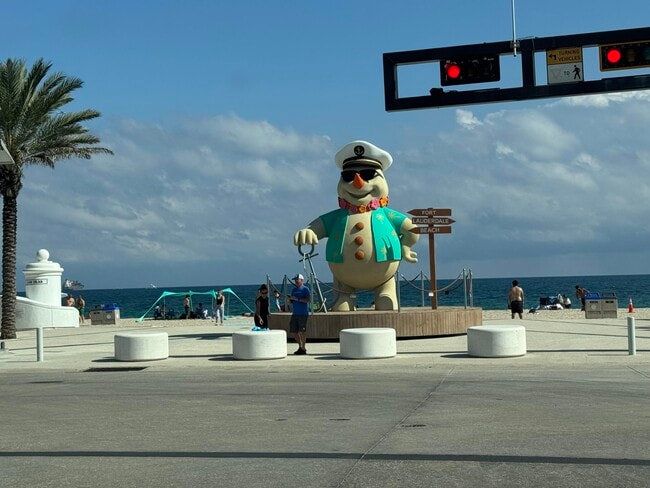 Photo - 200 S Birch Rd Unit 806