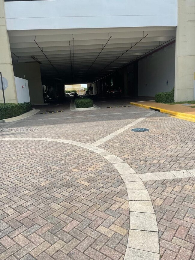 Photo - 1755 E Hallandale Beach Blvd Unidad MEZ7E