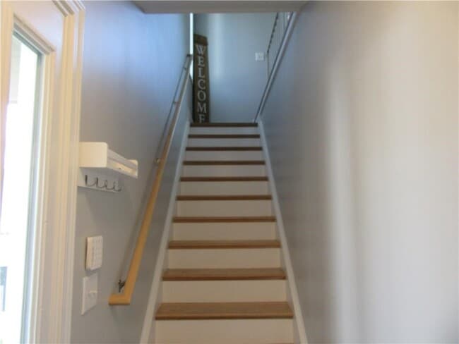 Photo - 524 Eastbrooke Ln