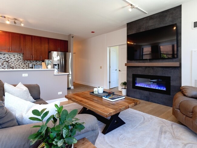 Photo - 330 N Jefferson St Unit 904