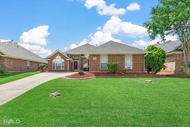 Photo - 4 Bedroom 2.5 Bathroom in Stockwell