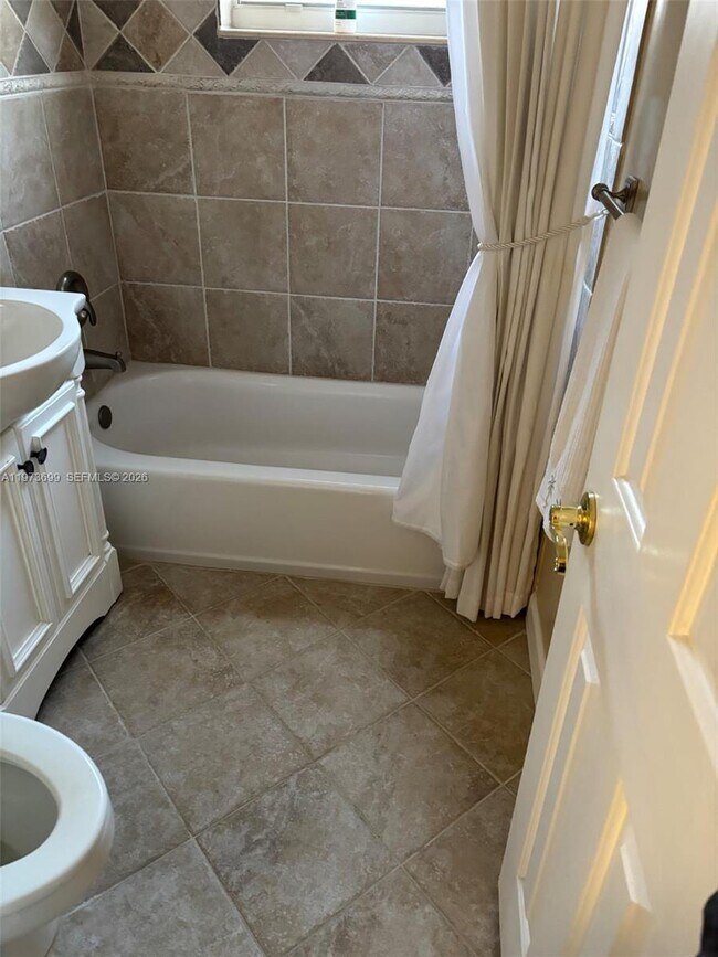 Photo - 127 Lakeview Ave