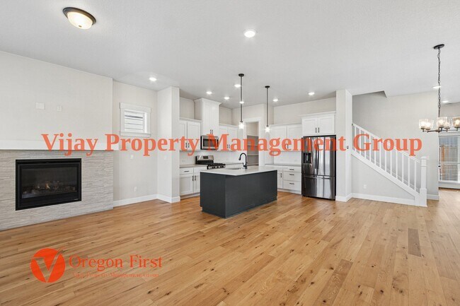 Photo - 7902 SE Roaring Ln