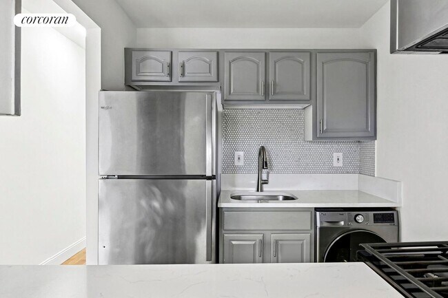 Photo - 722 Marcy Ave