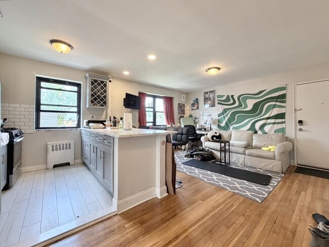 Photo - 165 Vroom St Unidad 4C