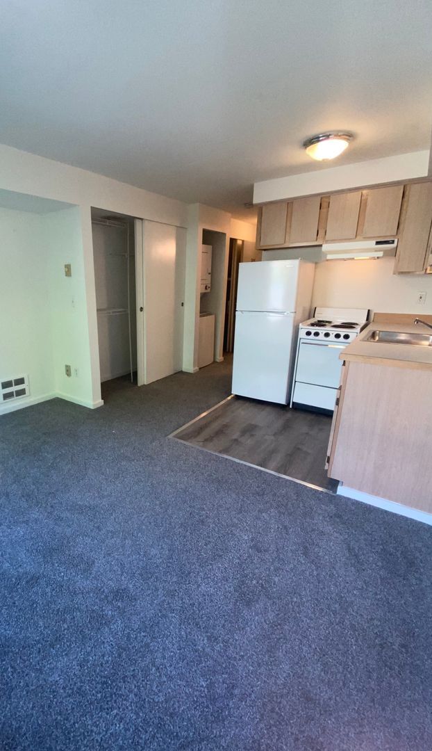 Photo - Contemporary Queen Anne Studio in Phenomenal Location!!! Unidad W308