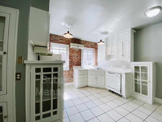 Photo - 518 NW 12th St