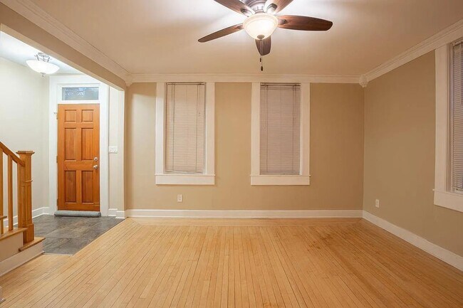 Photo - 1757 N Franklin Pl