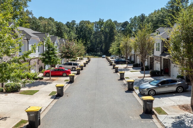 15 Sprayberry Rd