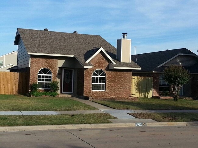 Exceptional 3-bed, 2-bath 2-car garage in ... - Exceptional 3-bed, 2-bath 2-car garage in ... House
