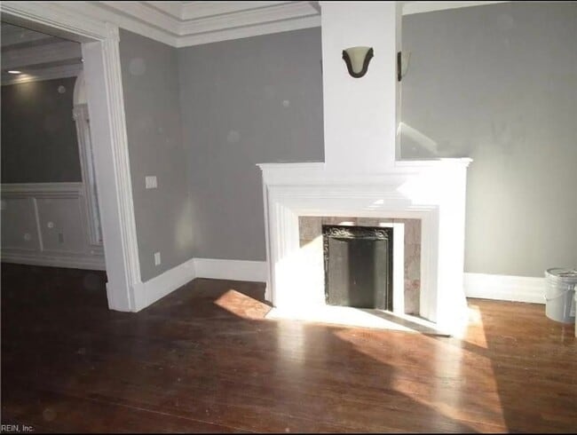 Photo - 830 Lexington St