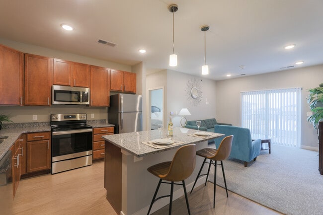 Photo - Summit Ridge