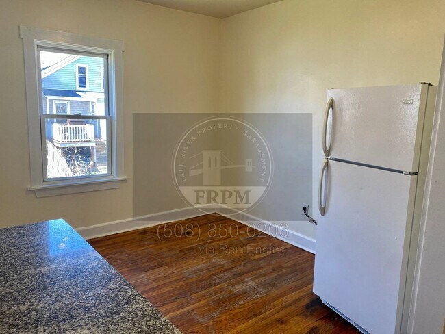 Photo - 118 Seabury St Unit 2N