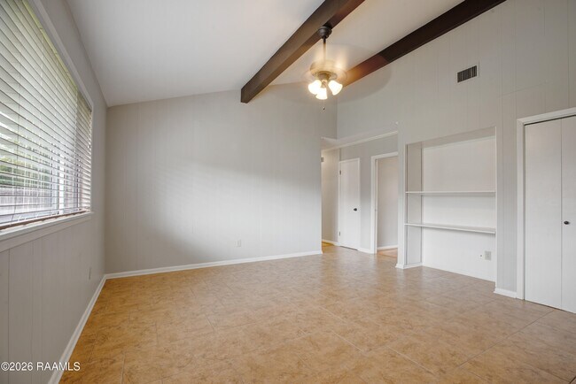 920 Marilyn Dr