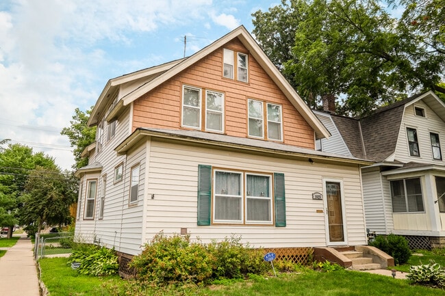 Building Photo - 1625 Selby Avenue