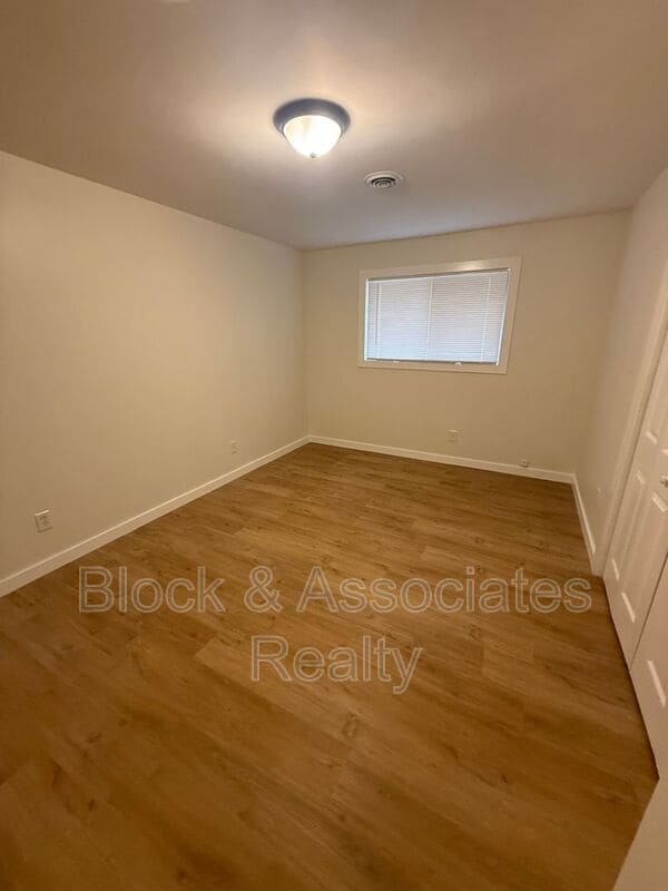 Photo - 607 Eastwood Dr