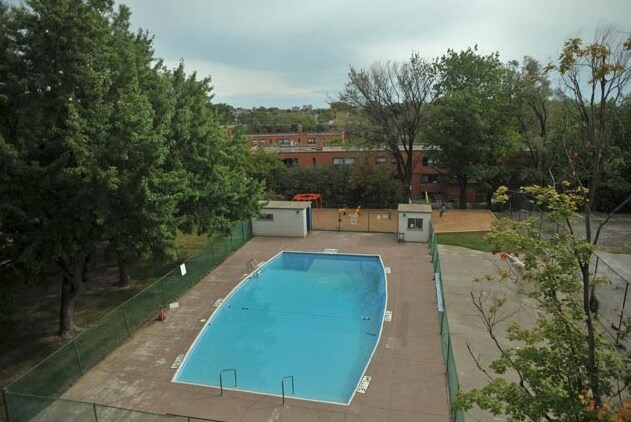 Photo - 2050 Keele Street