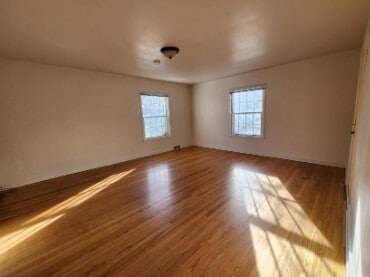 Photo - 354 Ferson Ave