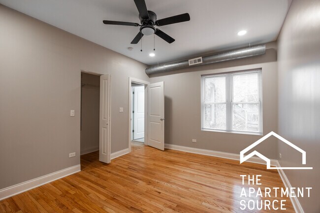 Photo - 1149 W Lunt Ave Unit 3