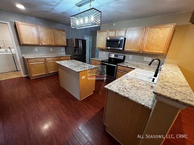 7964 Campground Dr