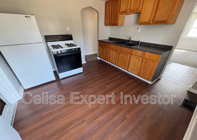 Photo - 5137 Tyrone Rd