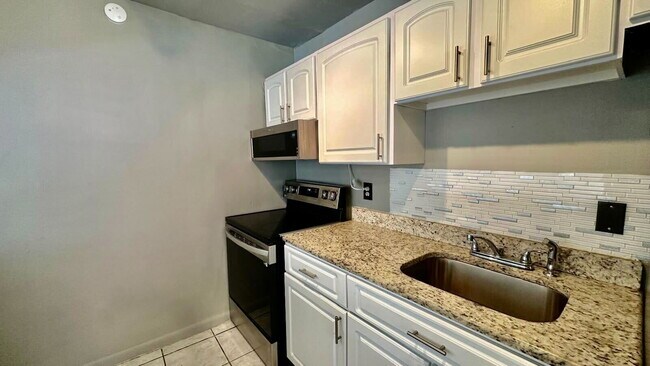 Photo - 2369 Tom Jones St Unidad Suite 8