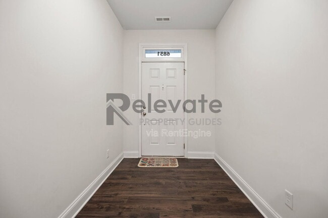 Photo - 6851 Dunton Rd