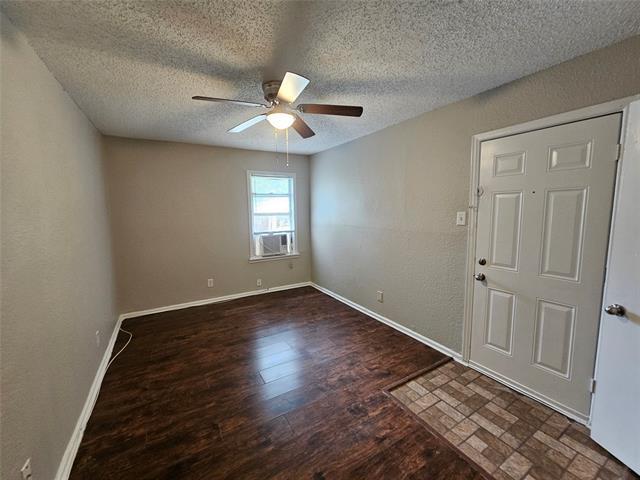 Photo - 6363 Hollis Ave
