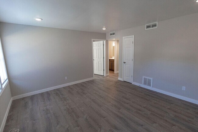 Photo - 3608 Greeley Dr