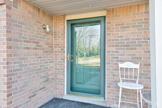 Building Photo - 352 Brookfield Dr Rental