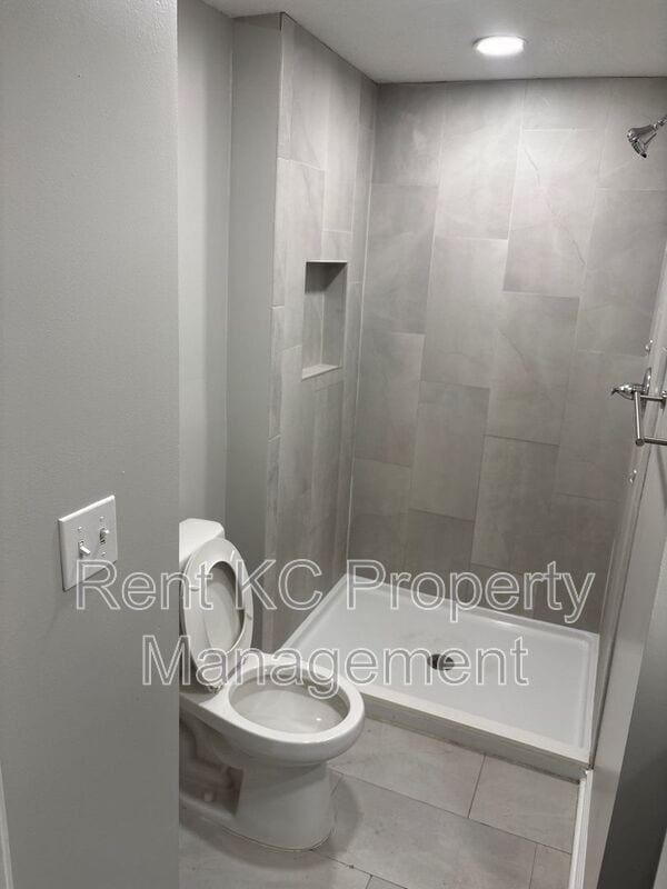 Photo - 1805-1807 Brookside Ave