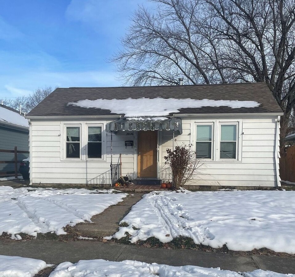 Photo - 2026 Vinton St